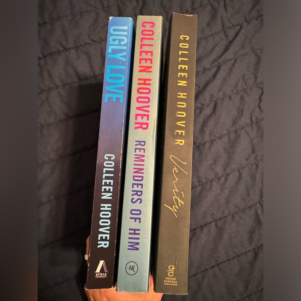 Colleen Hoover bundle - Picture 5 of 7